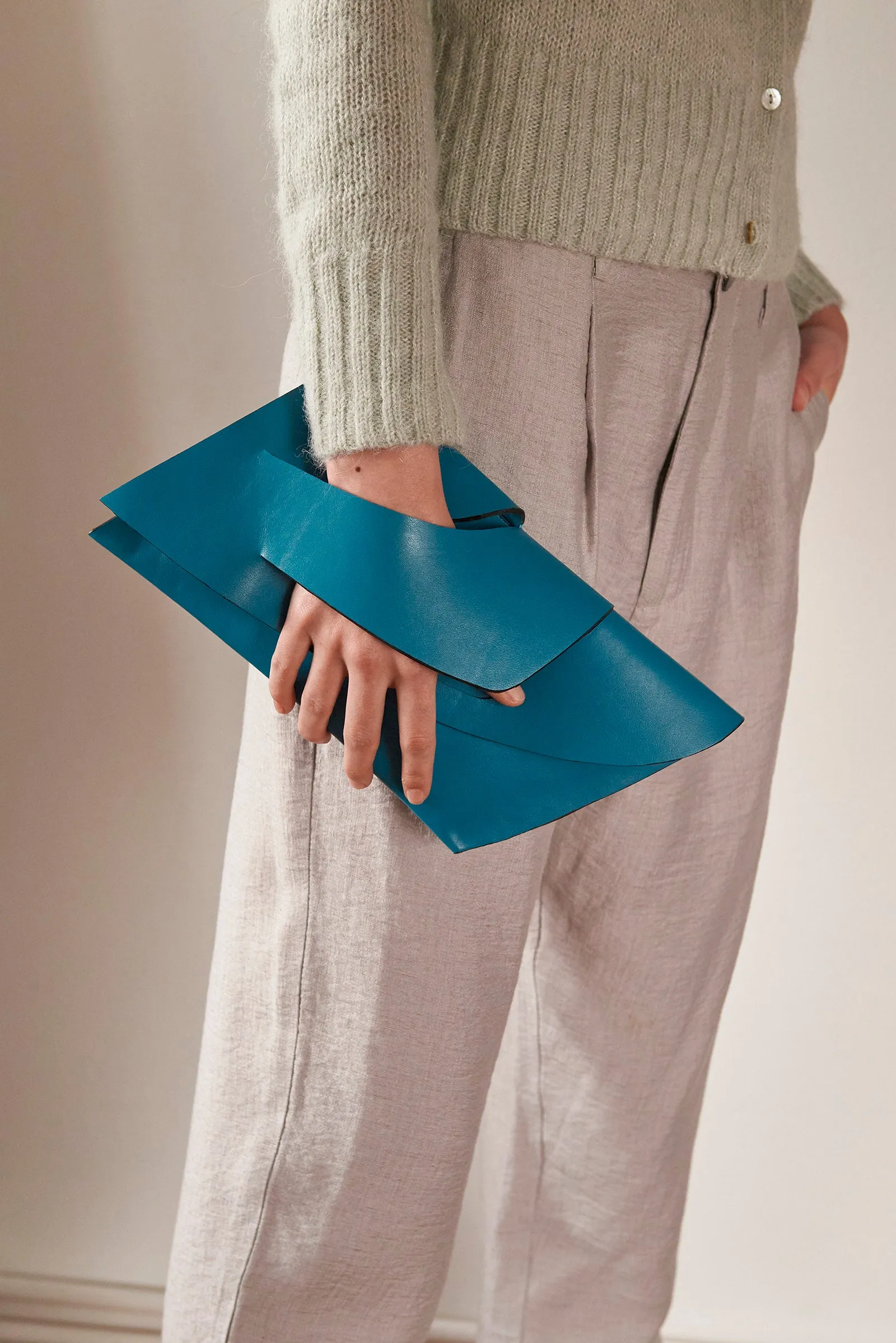 Balance Clutch - Teal