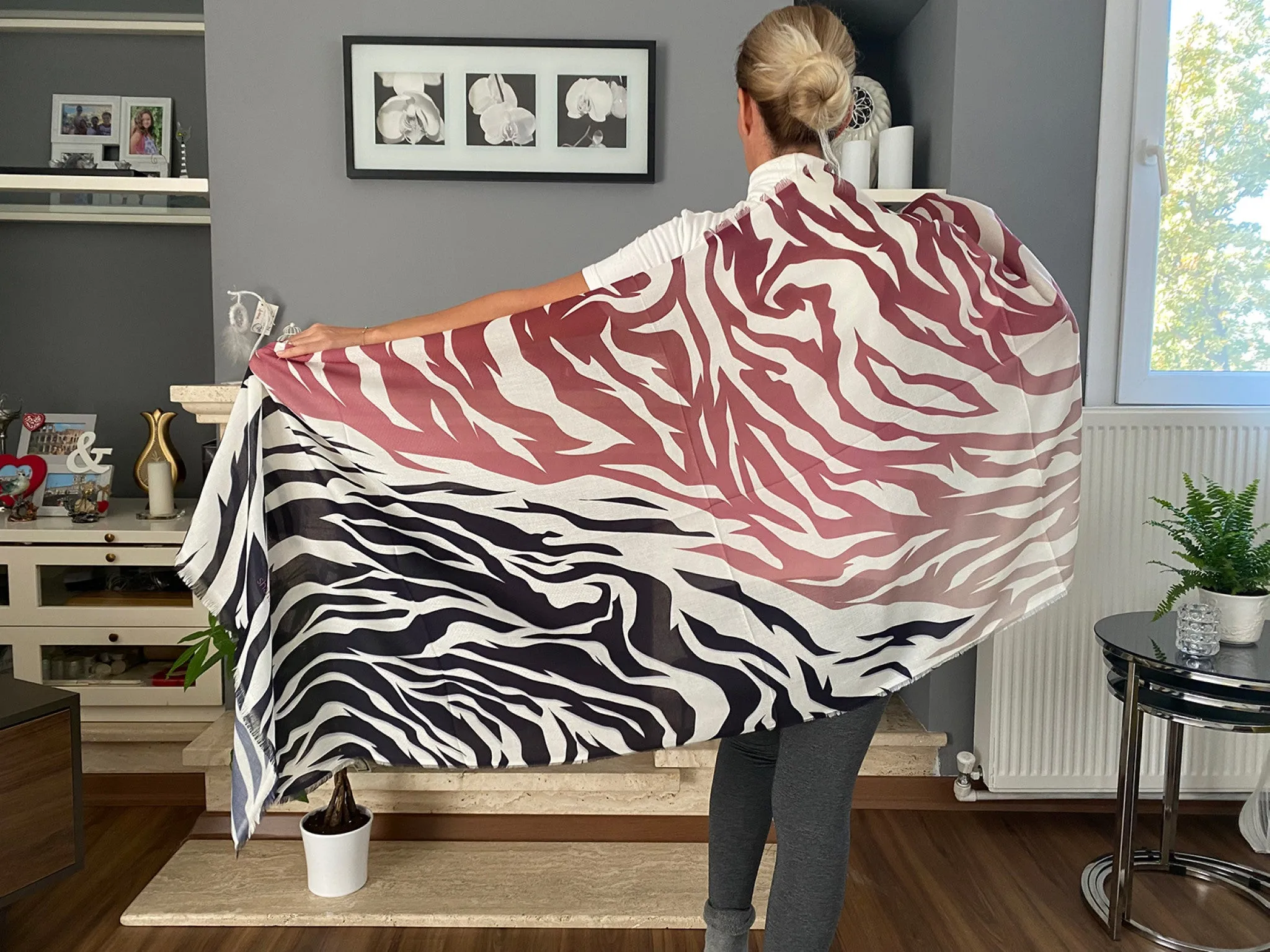 Fashion Tight Shantuq Zebra Patterned Shawls