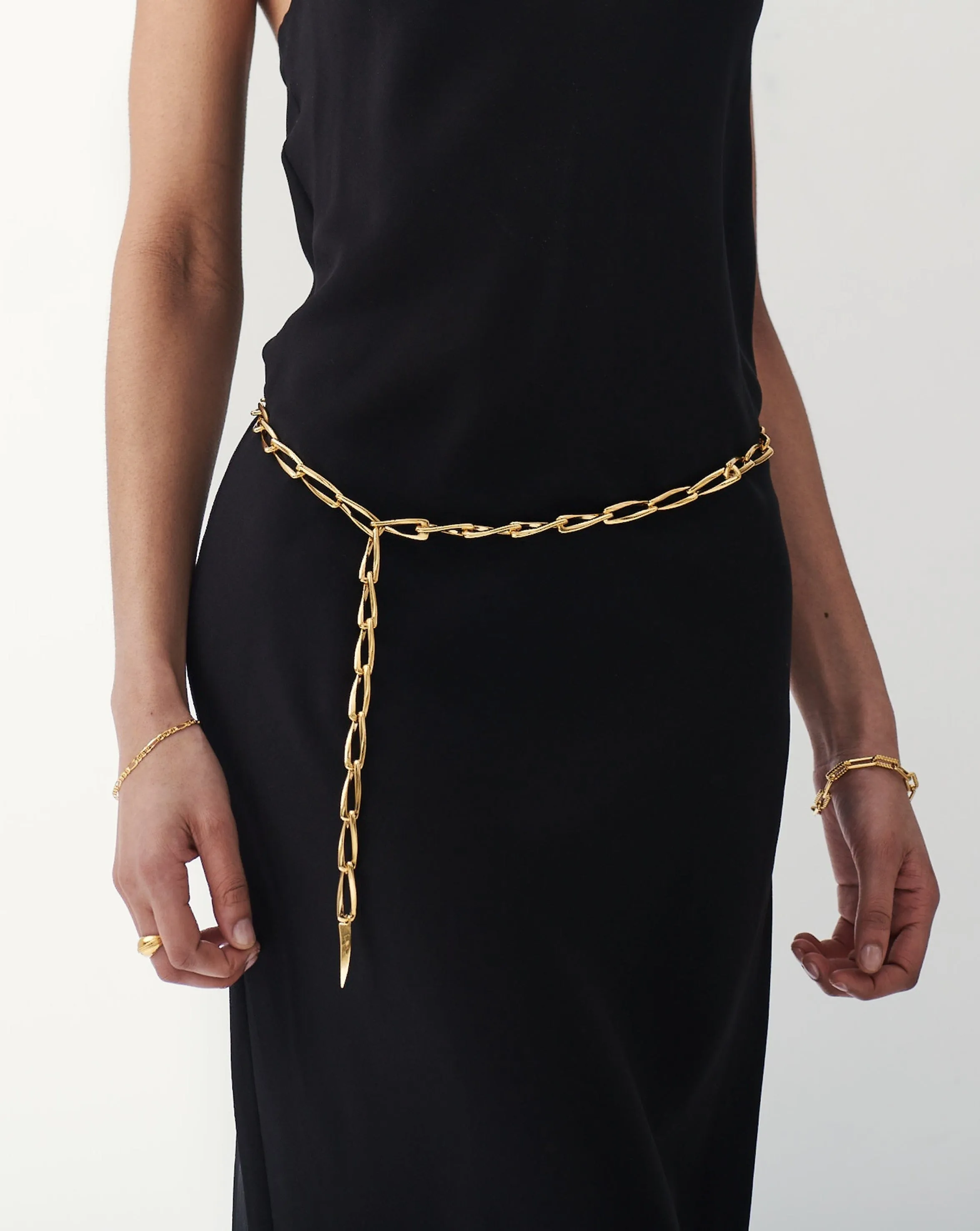 Trapeze Chain Belt